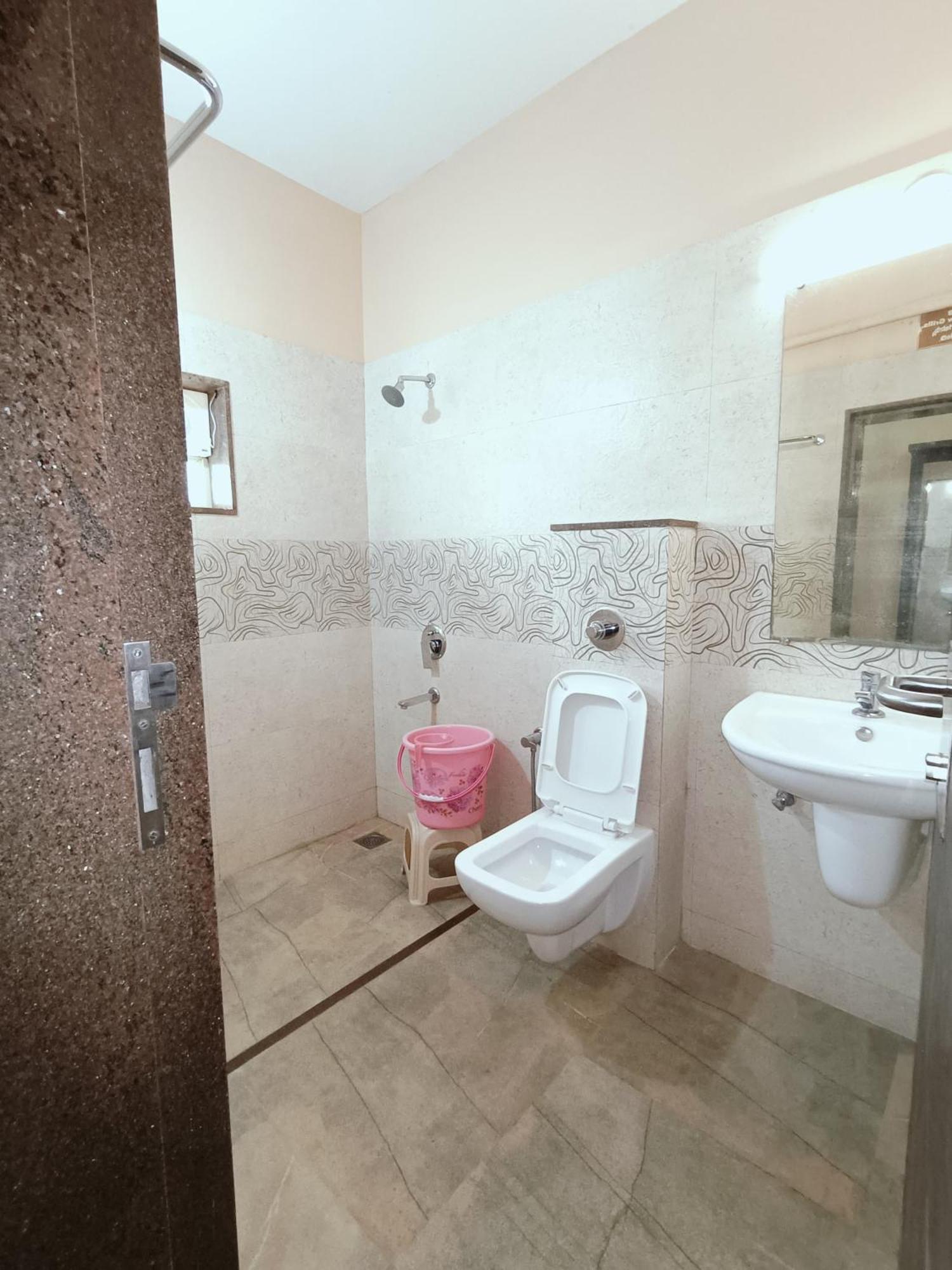 Subrahmanya Hotel Mayura Residency מראה חיצוני תמונה